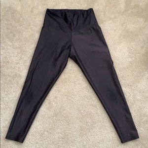 Onzie Purple Metallic Yoga Capris, Size S/M